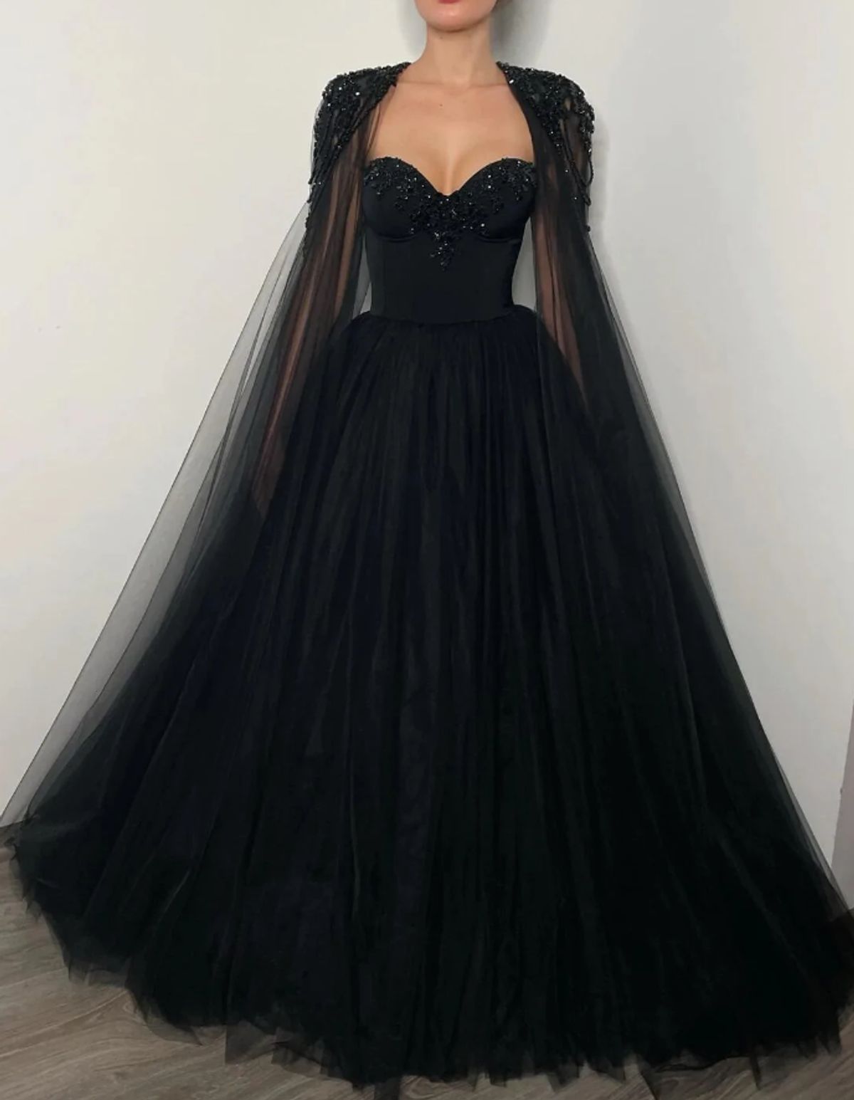 Understanding the Symbolism of Black Wedding Dresses in Dreams