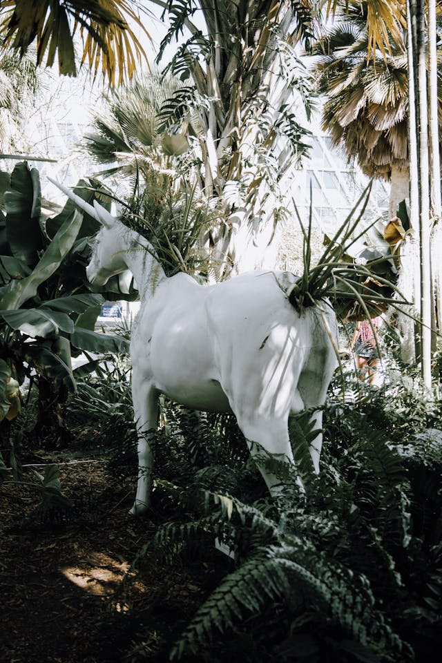 white unicorn dream meaning